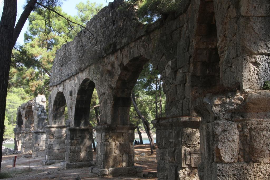 The Aquaduct at the ruined city of Phaselis - Turkey Lycian Coast Rally © Maggie Joyce